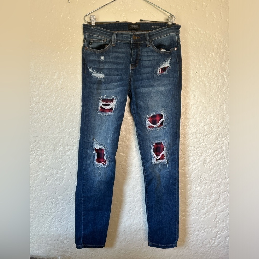 Judy Blue Distressed Skinny Jeans - Blue with Red Accents